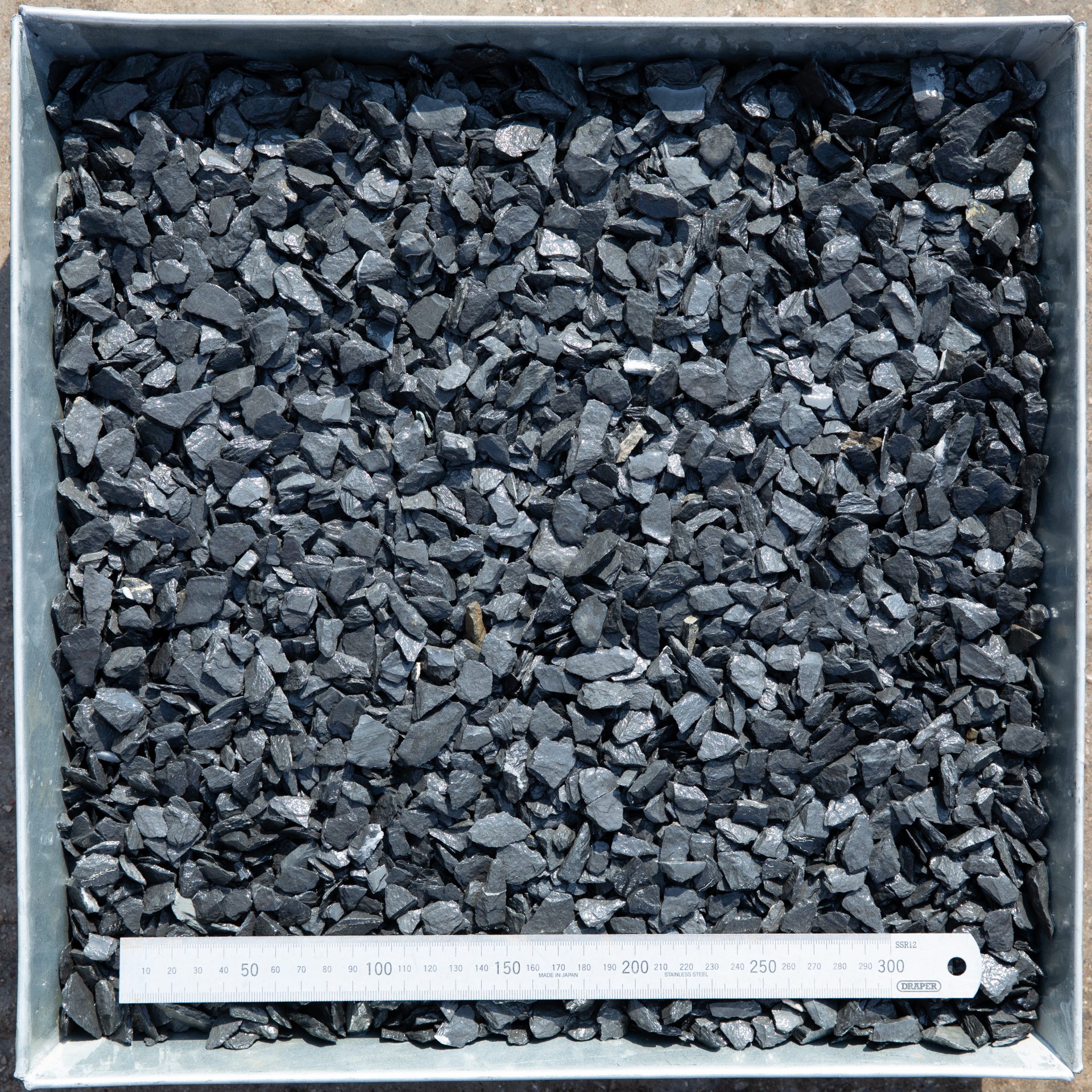 Lakeland Blue Grey 10mm Slate Aggregate - Bulk Bag 850kg approx