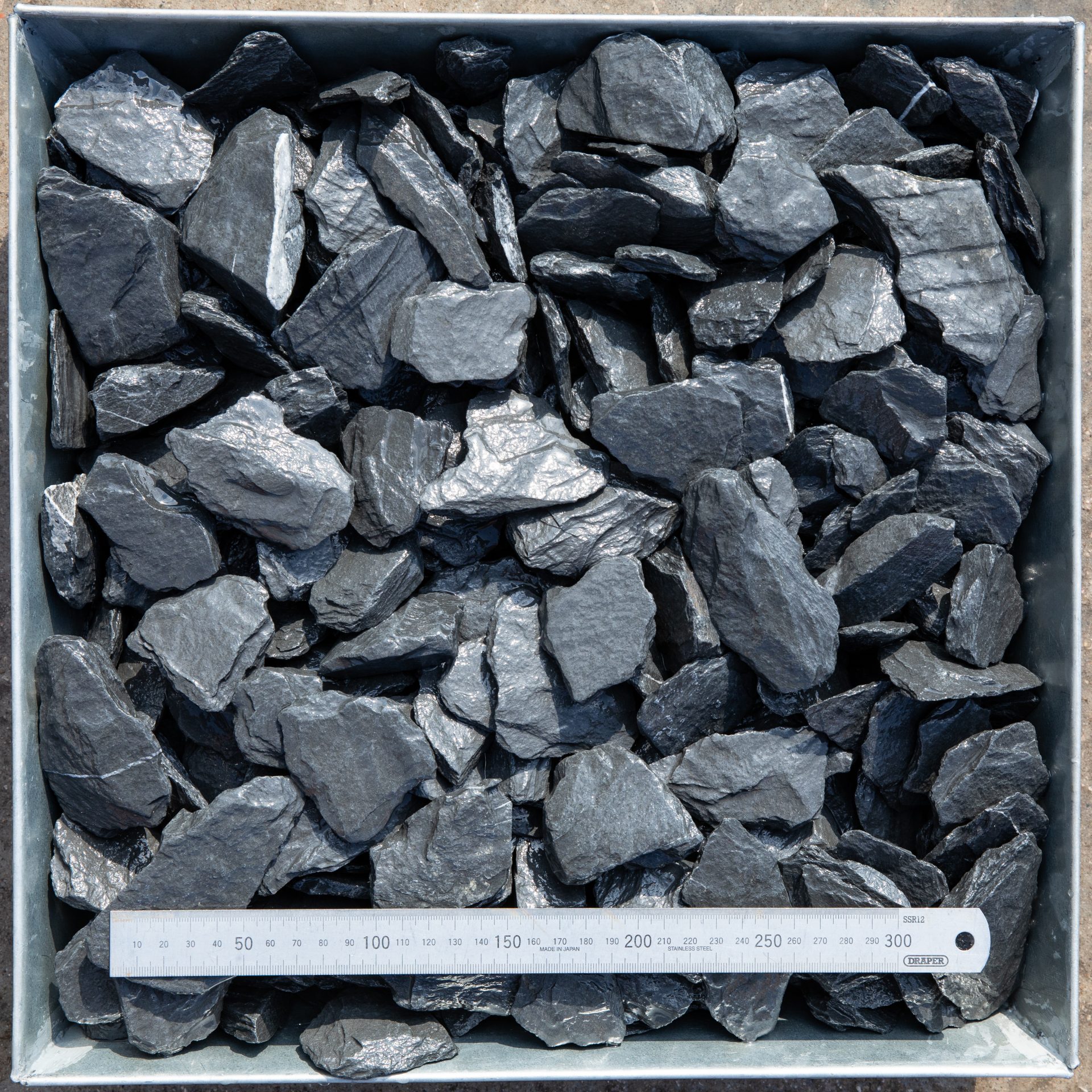 Lakeland Blue Grey 40mm Slate Aggregate - Bulk Bag 850kg approx