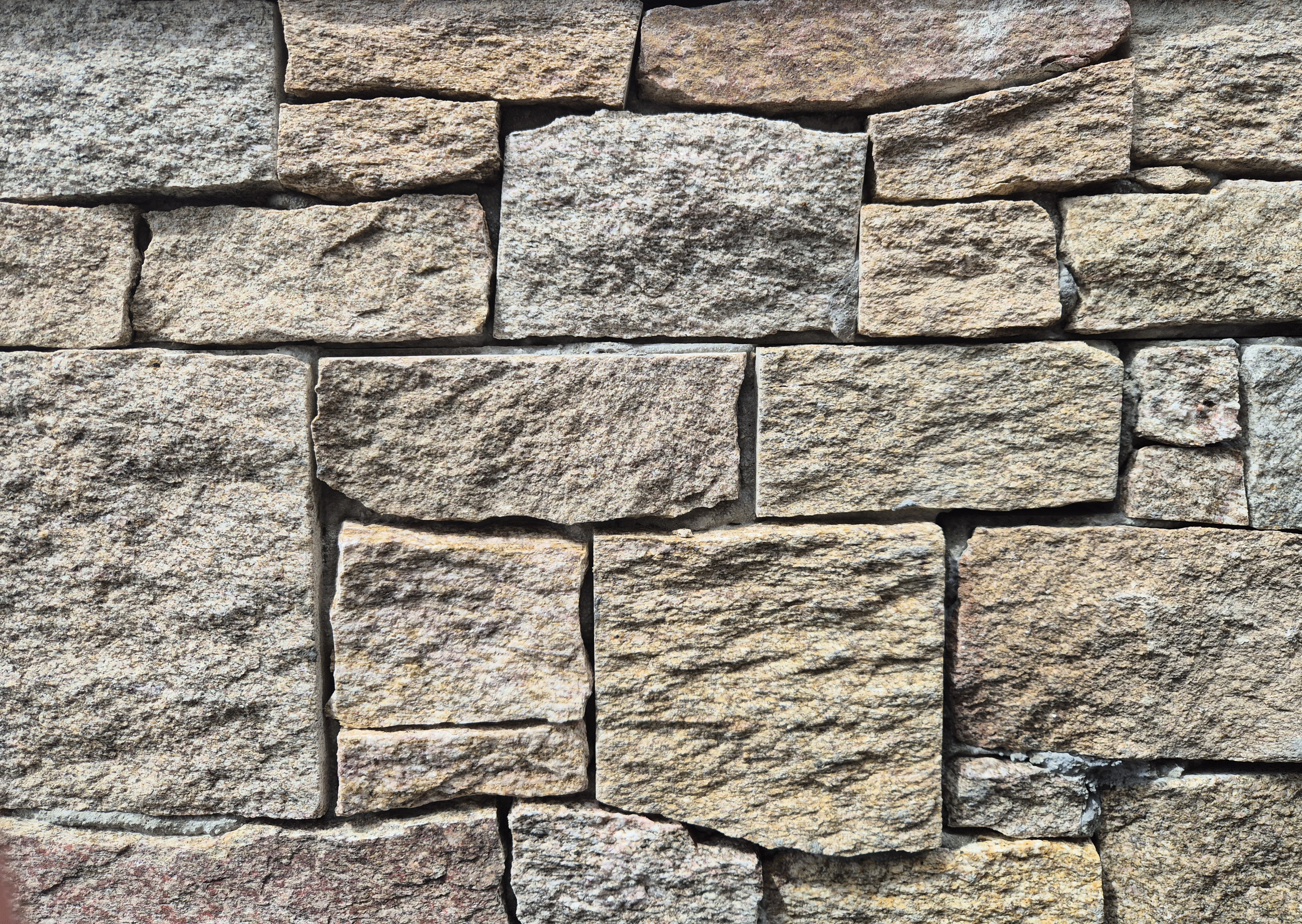 Natural - Stone Cladding PANELS and SLIPS
