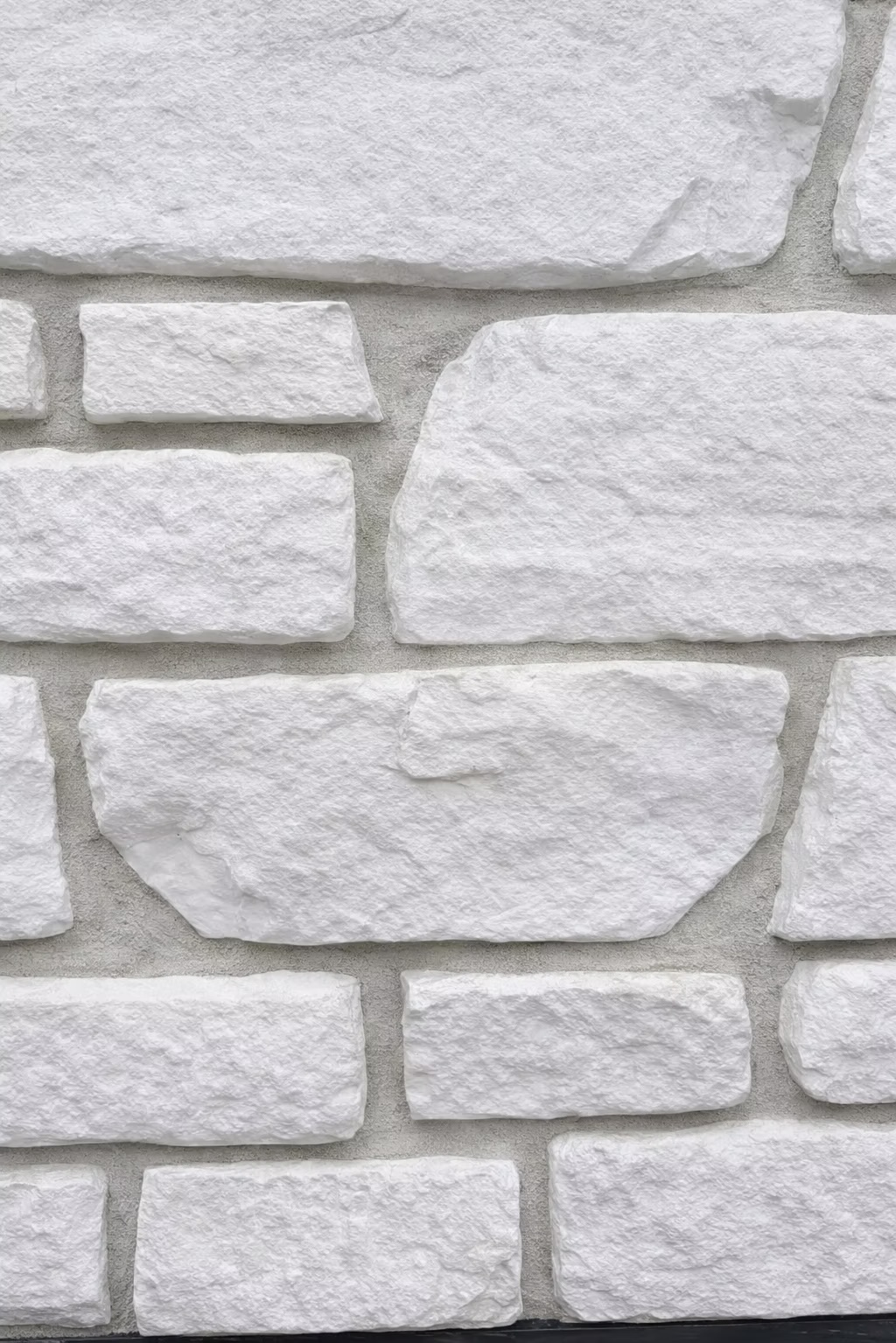 Dover White - Pre-Cast Stone VENEERS